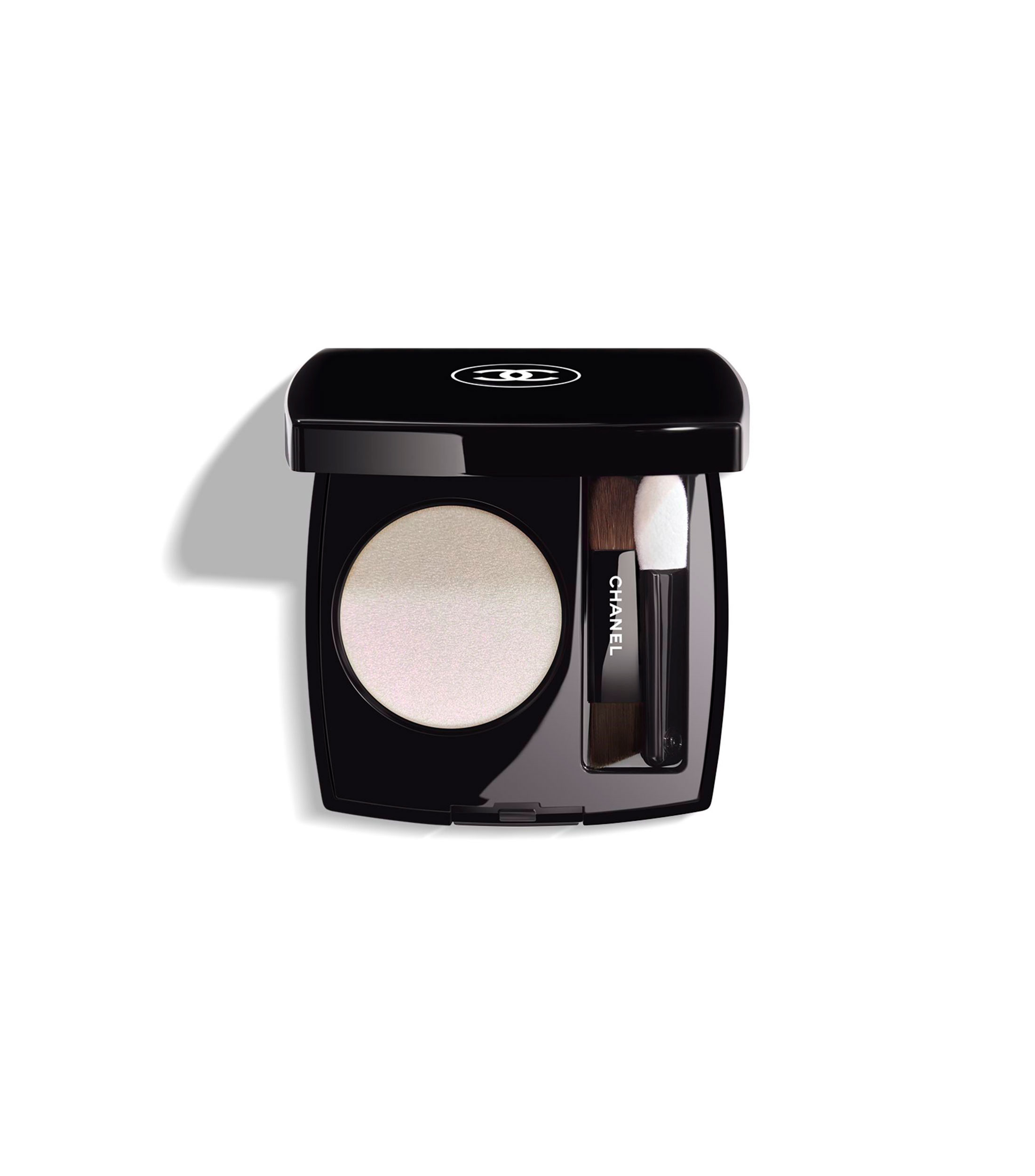 CHANEL OMBRE ESSENTIELLE TOP COAT TOP COAT MULTIUSOS, 2,2 G
